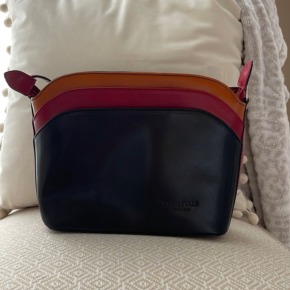 Vera Pelle Italian Leather Cossbody Purse